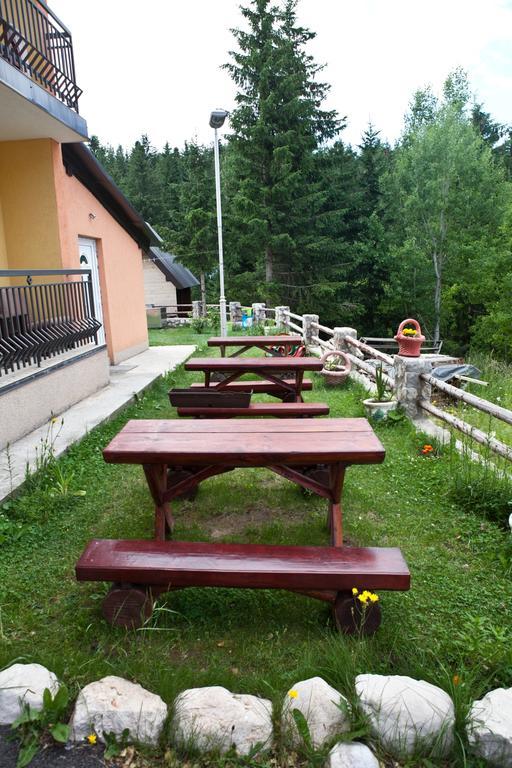 Hotel Pavlovic Žabljak Exterior foto